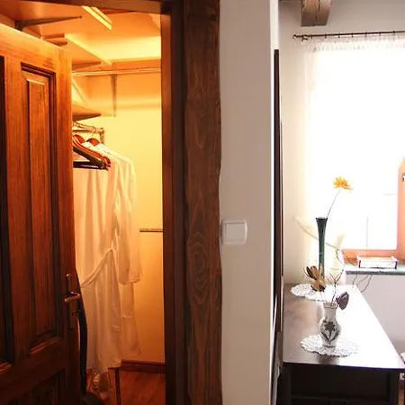 Apartment Dworek Nad Radunia